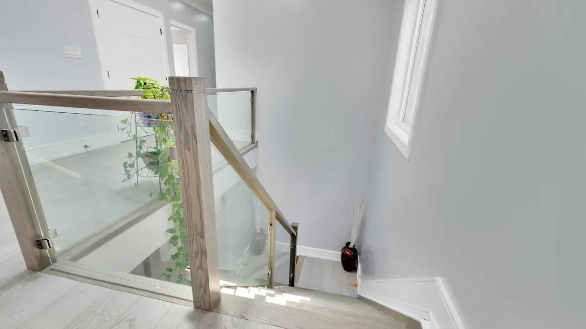 Villa Cozy House In Toronto